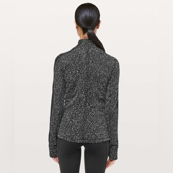 Lululemon Run Briskly 1/2 Zip Magnetized Jacquard Black White / Black | Size 4 - Picture 2 of 10